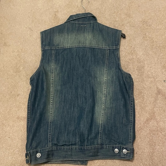 Blue jean jacket - Picture 2 of 2